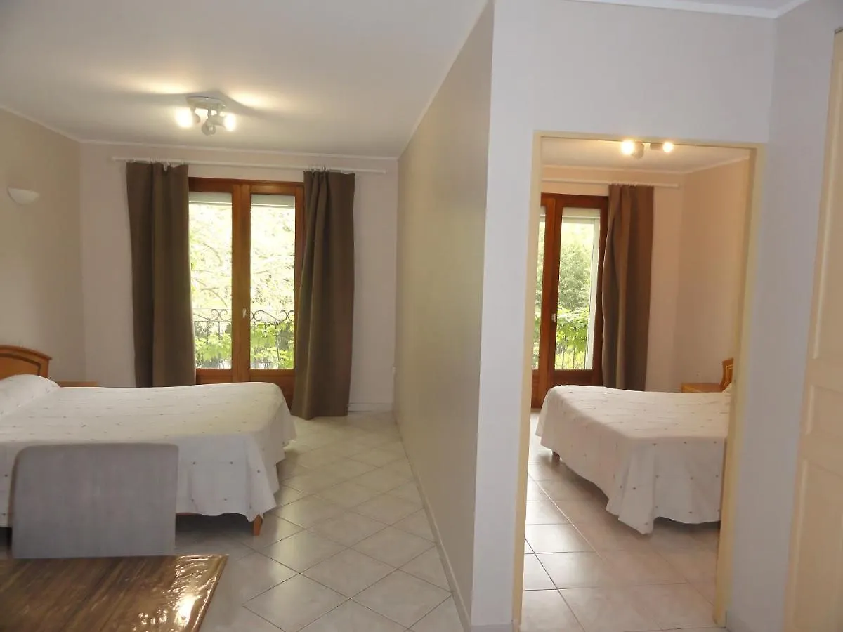 Hotel De L'Ile Awinion