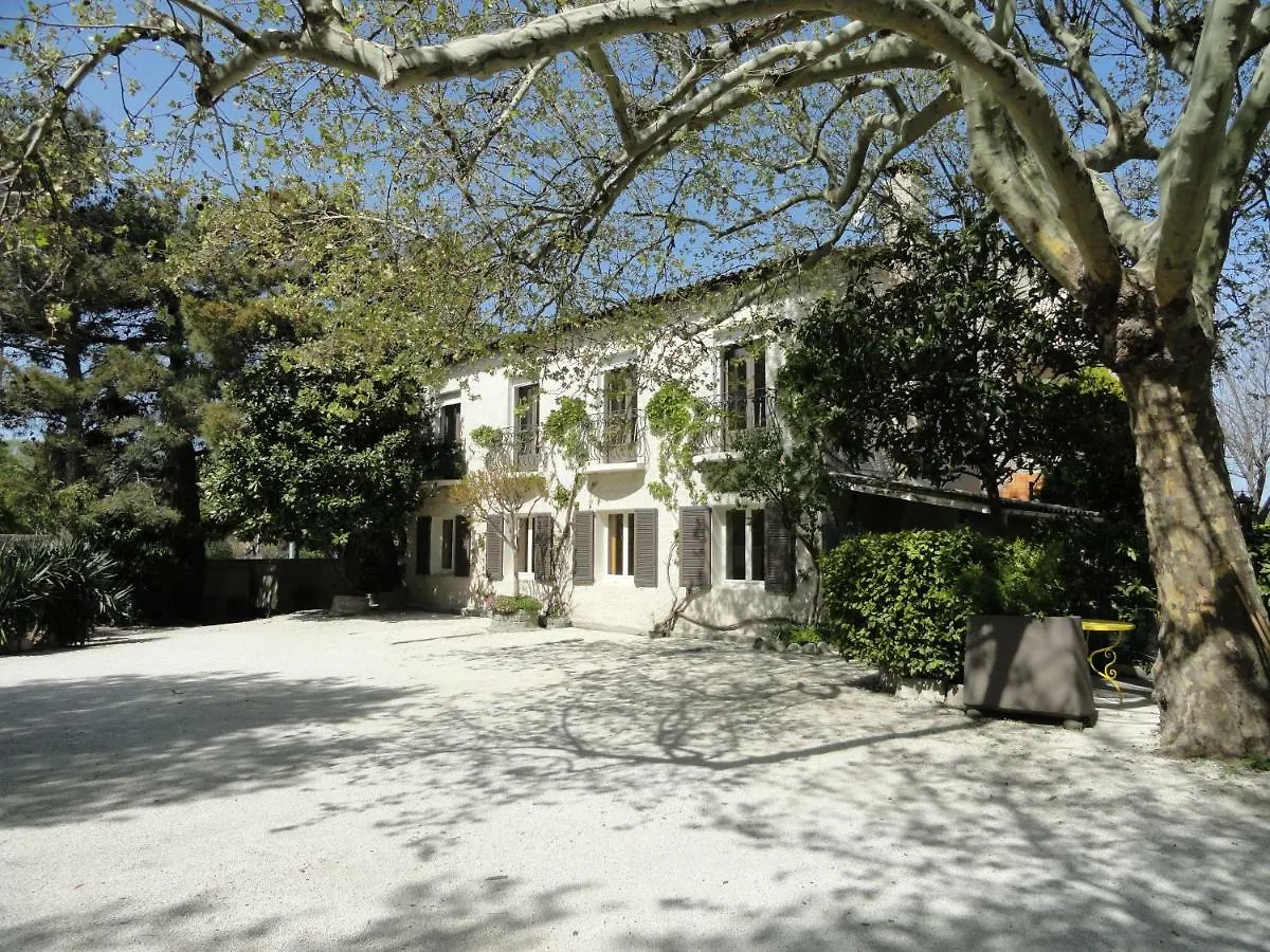 Hotel De L'Ile Awinion 2*,  Francja